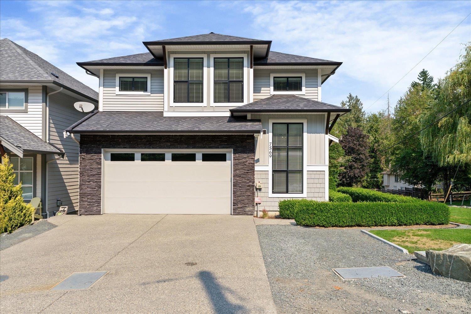 7569 Dickinson Placeeastern Hillsides, Chilliwack, BC V4Z 1J6