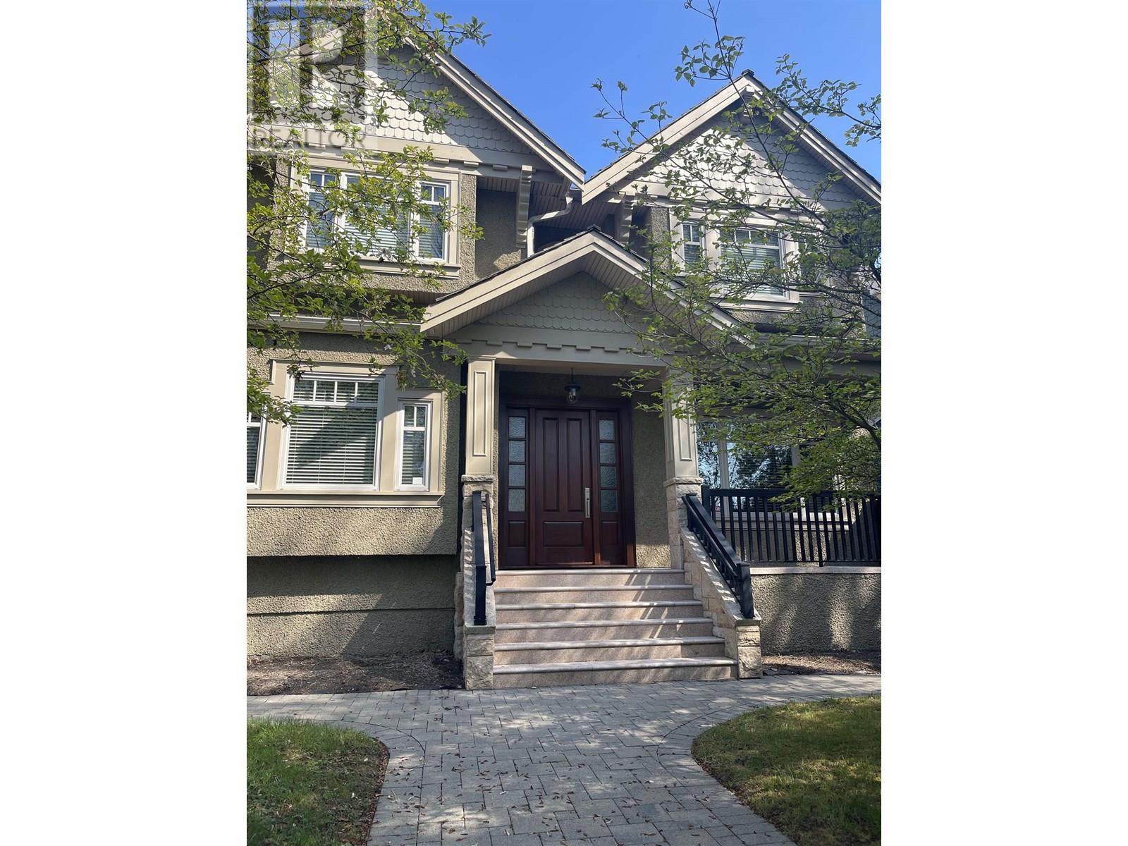 3125 W 38th Ave, Vancouver, BC V6N 2X4