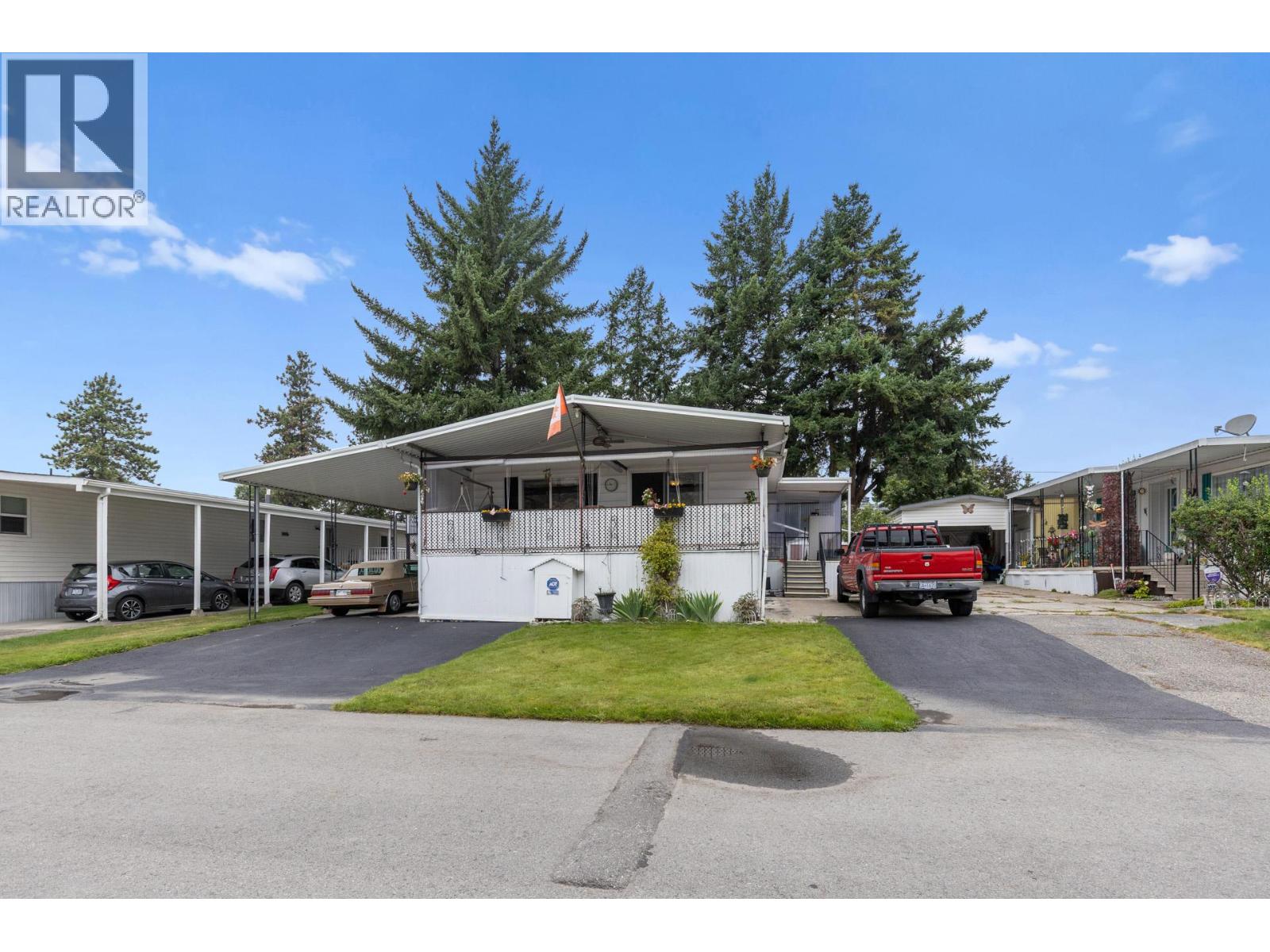 1929 97 Highway S Unit 29, West Kelowna, BC V1Z 2Z1