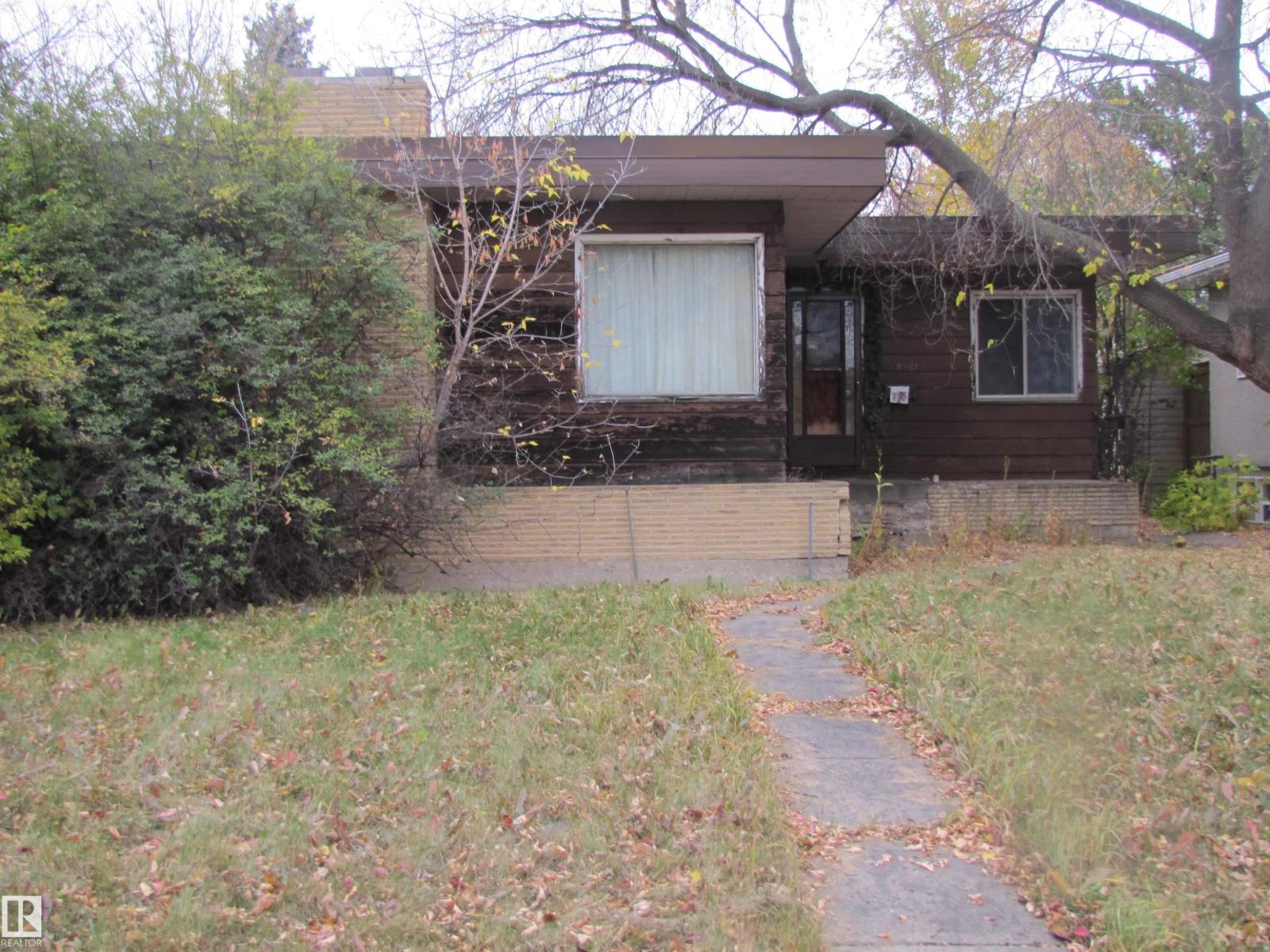 79 St Nw Unit 8321, Edmonton, AB T6C 2P1