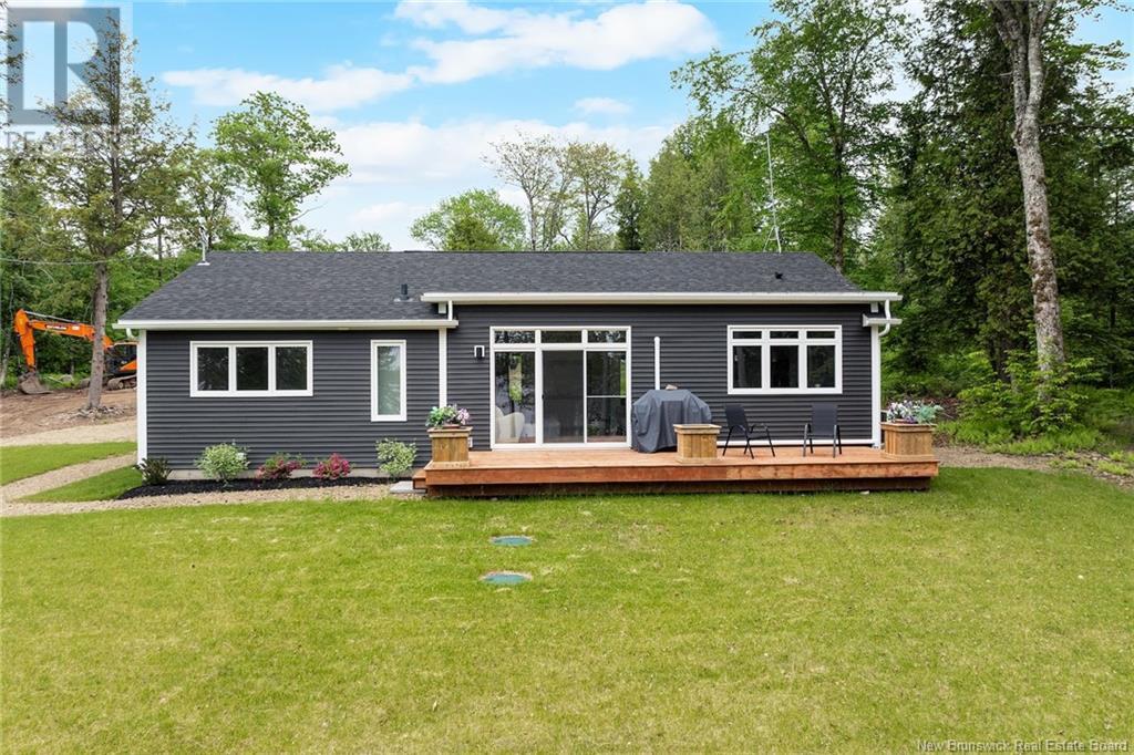 456 Cox Point Rd, Cumberland Bay, NB E4A 3N9