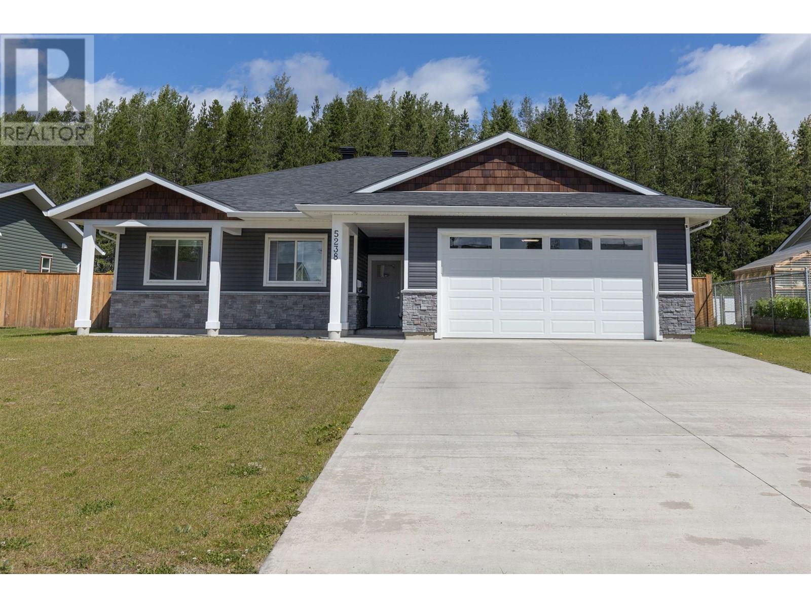 5238 Smith Ave, Terrace, BC V8G 0H1