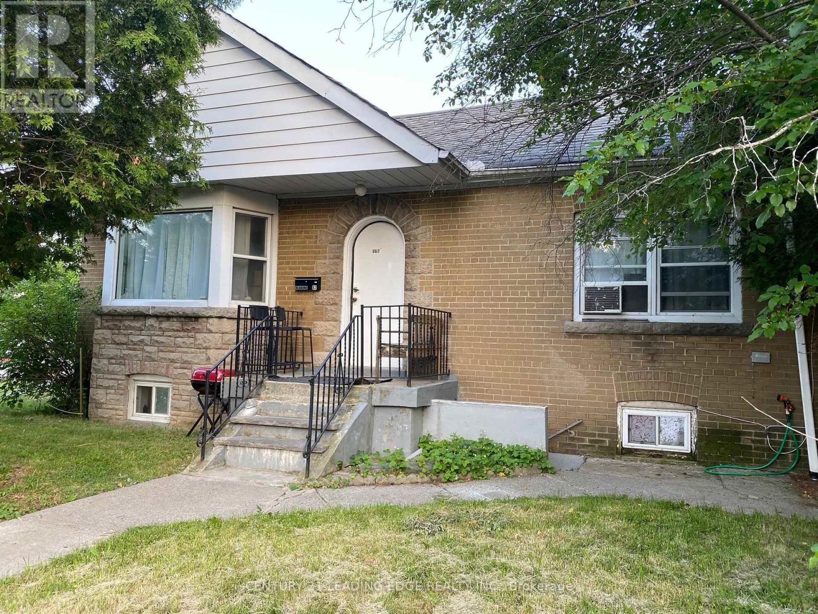 82 Meighen Ave, Toronto, ON M4B 2H5