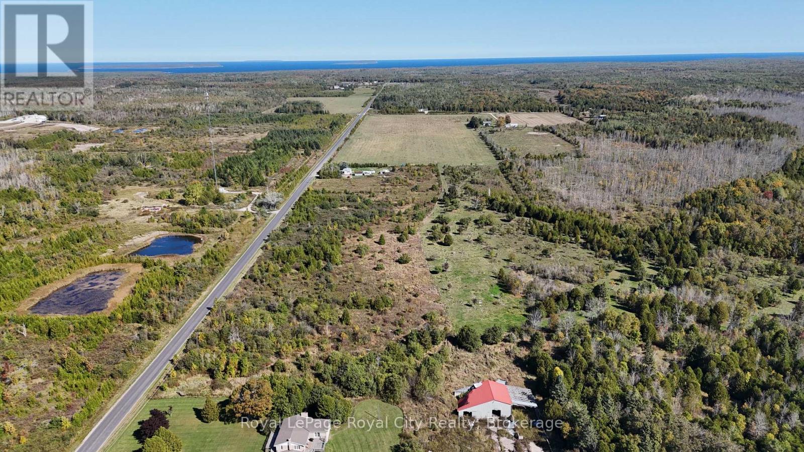 2 Belrose Rd, Northern Bruce Peninsula, ON N0H 2R0