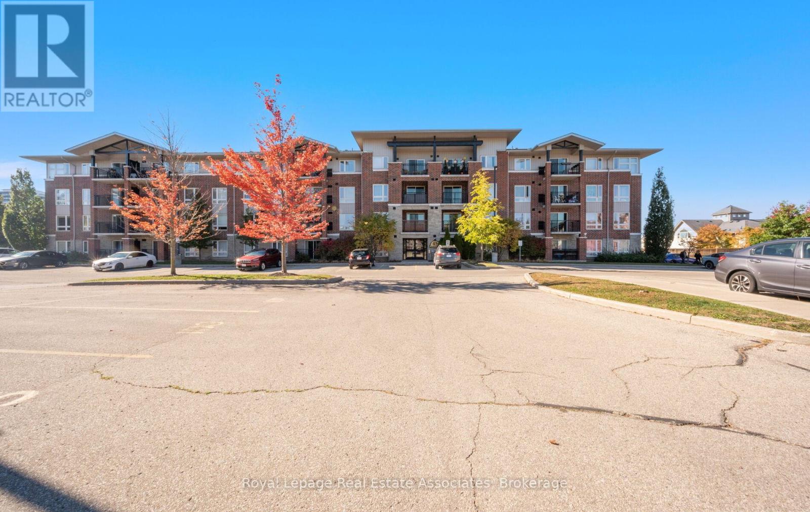 105 45 Goodwin Dr, Guelph, ON N1L 0E9