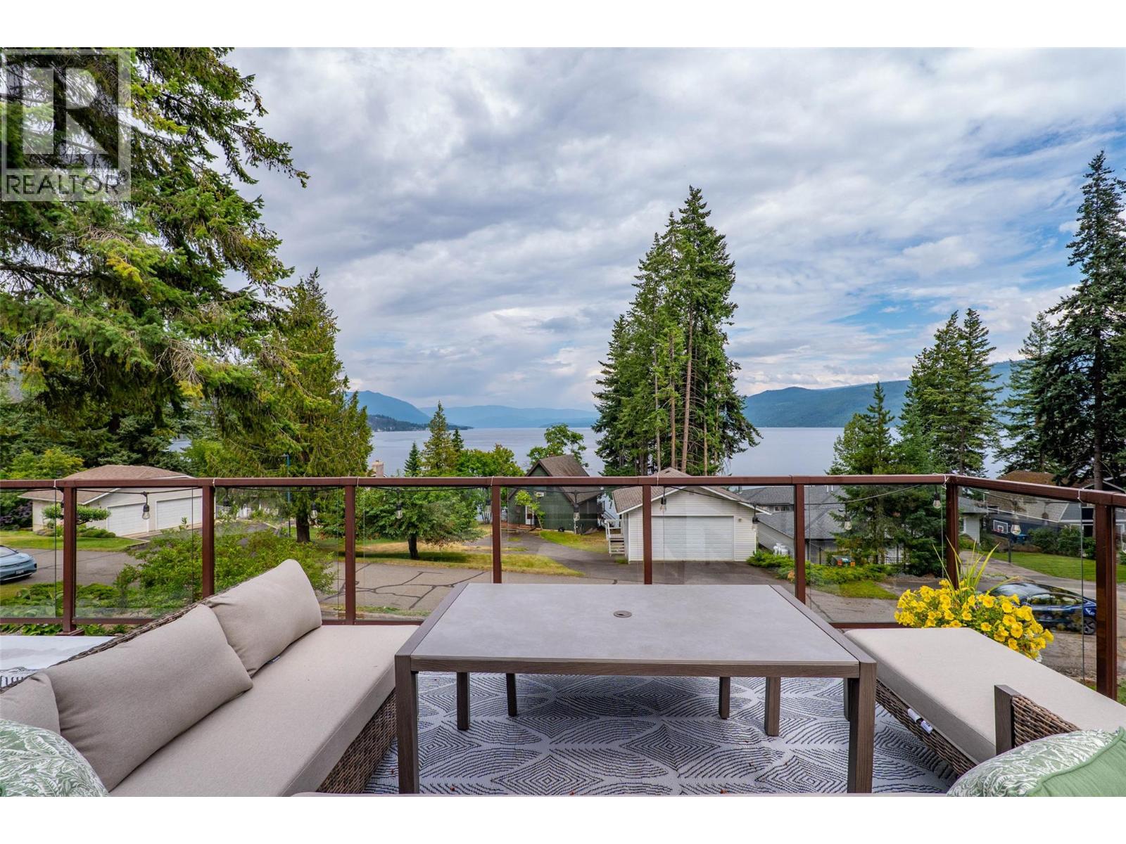 4498 Squilax Anglemont Road Unit 20, Scotch Creek, BC V0E 1M5