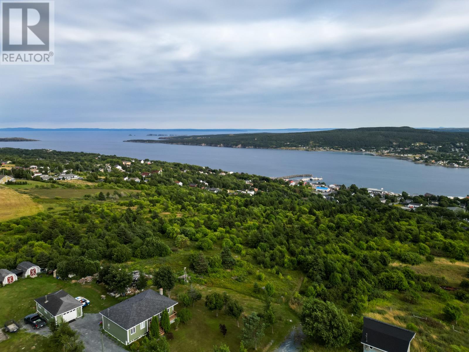 31 Connollys Hl #a, Carbonear, NL A1Y 1B8