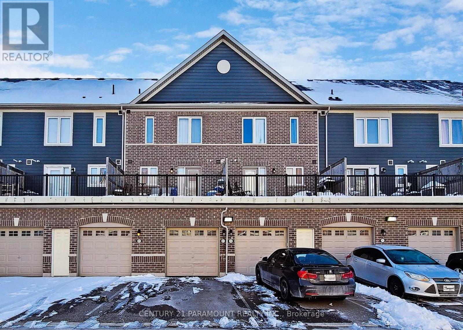 213 250 Sunny Meadow Blvd, Brampton, ON L6R 0W8