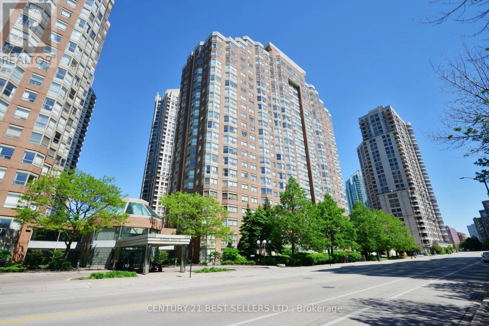 1704 325 Webb Dr N, Mississauga, ON L5B 3W3