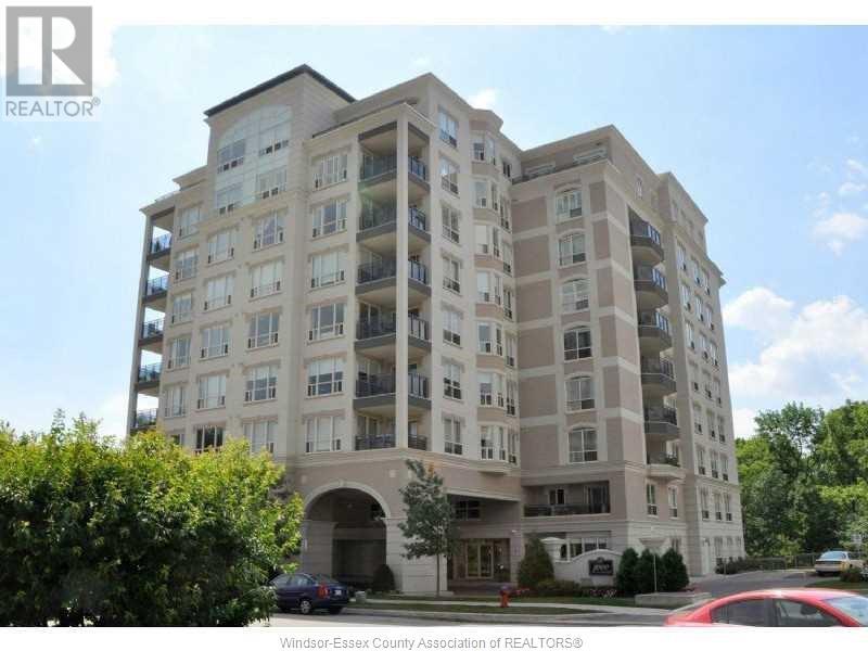 1000 Creekside Dr, Hamilton, ON L9H 7S6