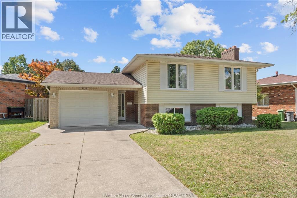 3939 Borrelli, Windsor, ON N9G 2H9