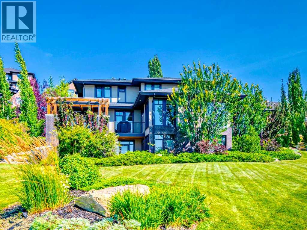 16 Spring Valley Way SW, Calgary, AB T3H 5M1