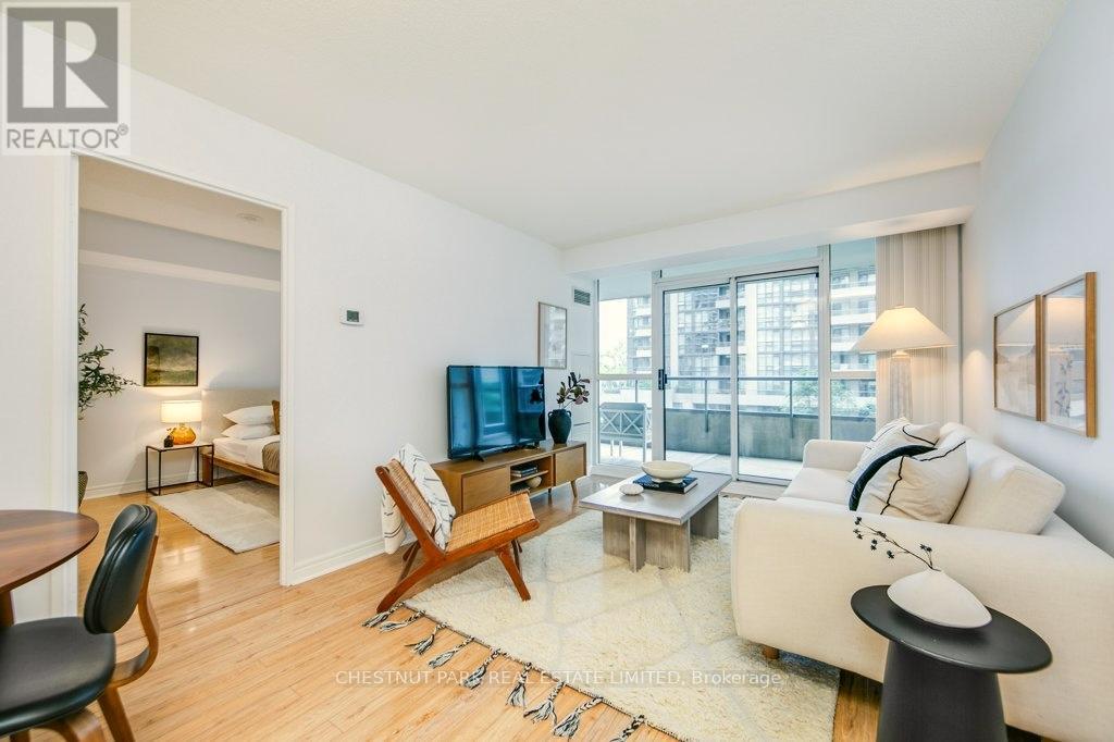 307 23 Hollywood Ave, Toronto, ON M2N 7L8