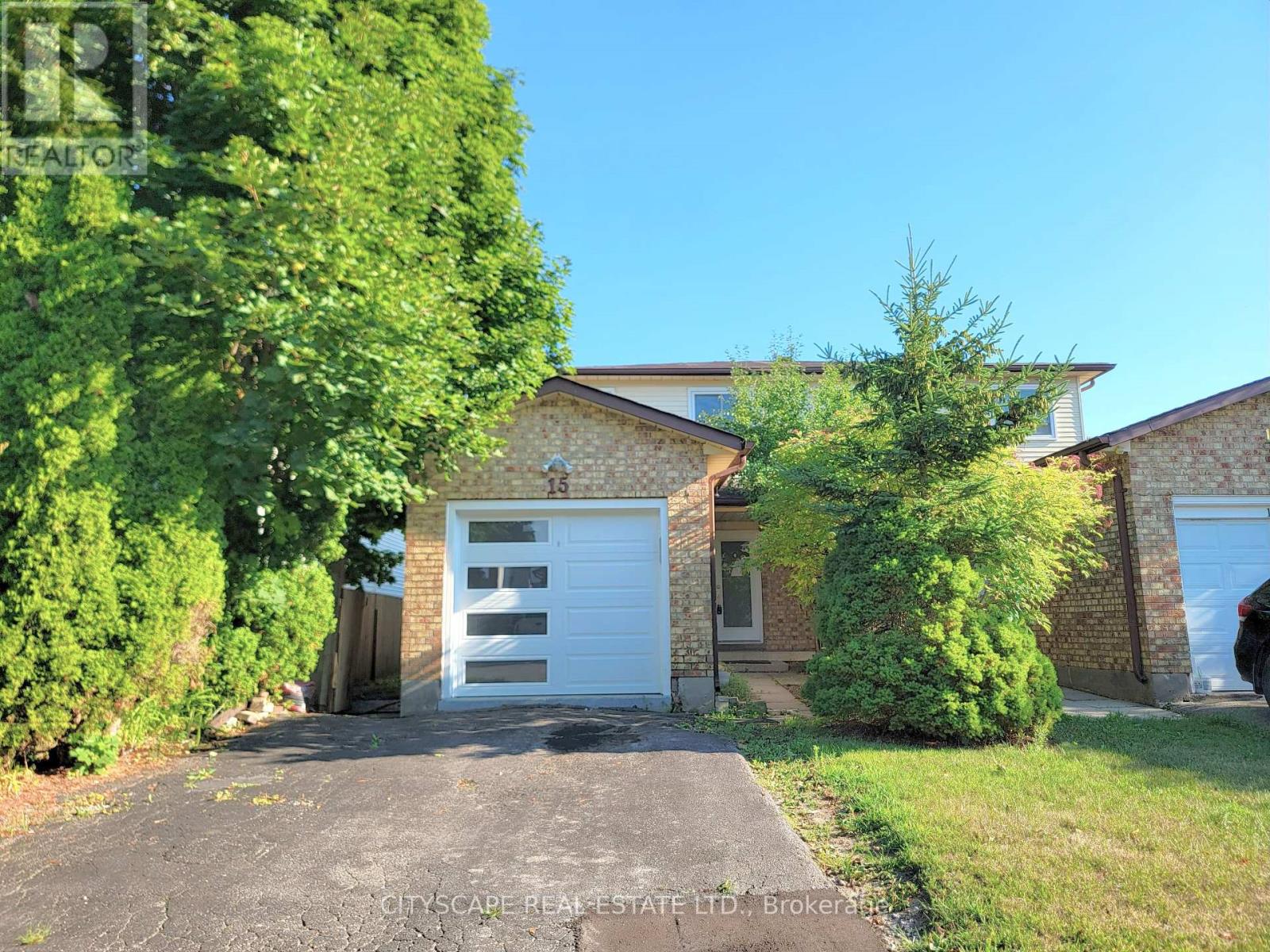 15 Hartsfield Dr, Clarington, ON L1E 1M8