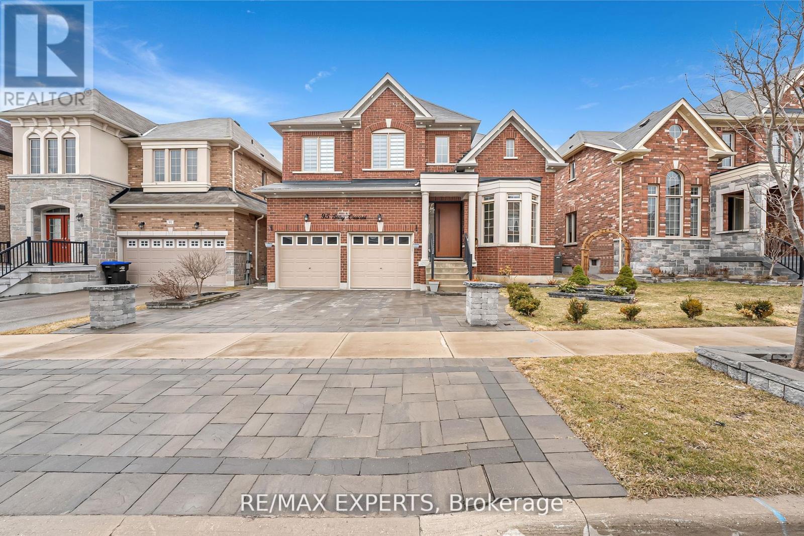 95 Selby Cres, Bradford West Gwillimbury, ON L3Z 0V3