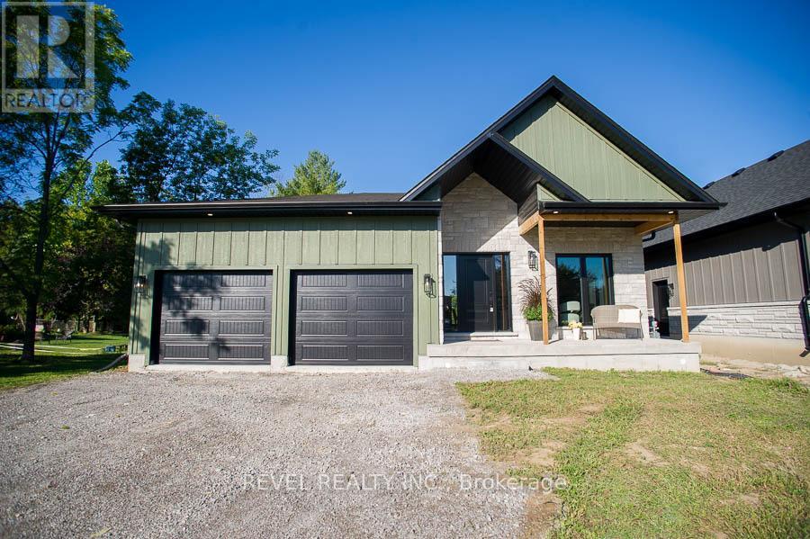 5 Scott Dr, Norfolk Port Dover, ON N0A 1N7