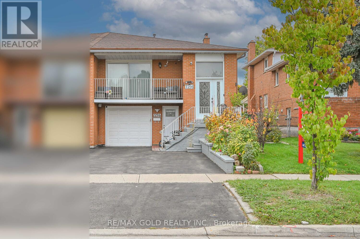 7296 Sigsbee Dr, Mississauga, ON L4T 4A2
