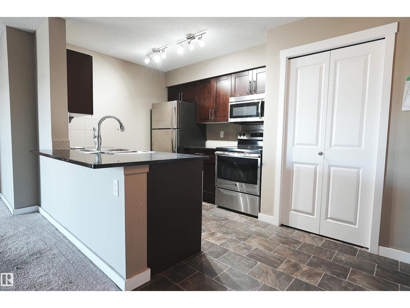 3211 James Mowatt Trail Southwest #313, Edmonton, AB T6W 3L6