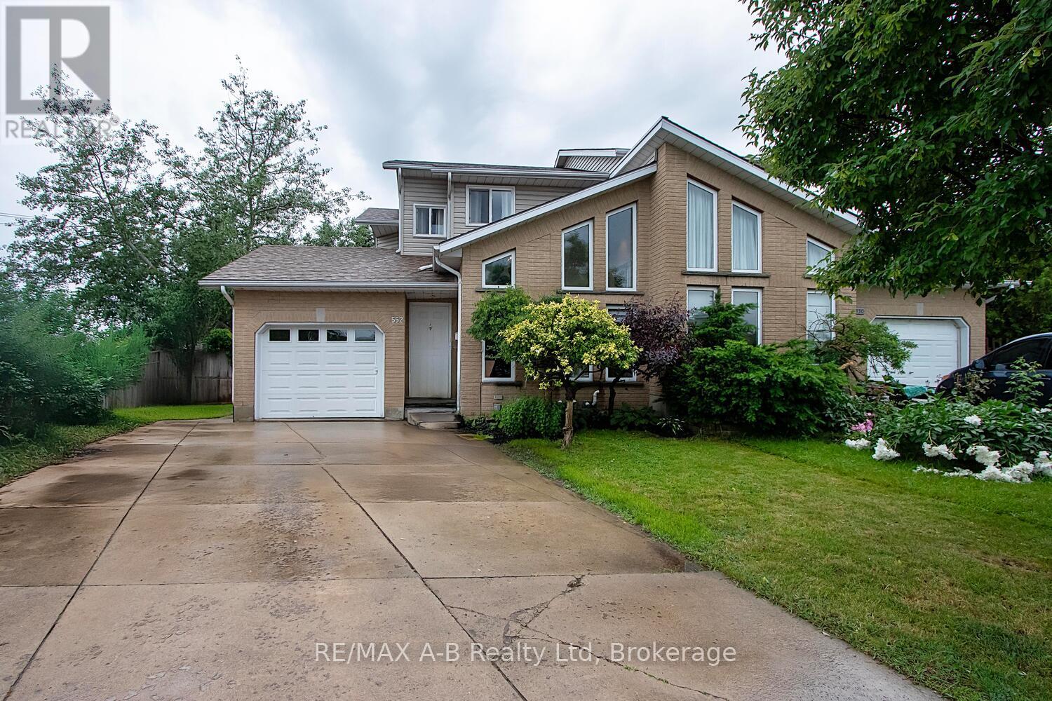 552 Nelson St, Stratford, ON N5A 2K8