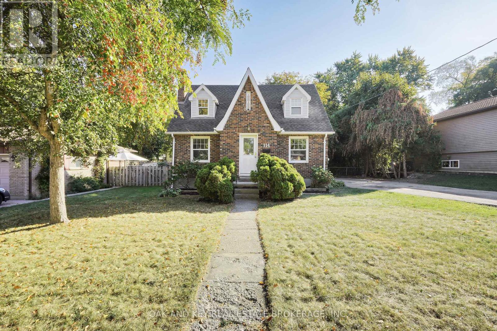 114 Lyman St, London, ON N5Y 1M8