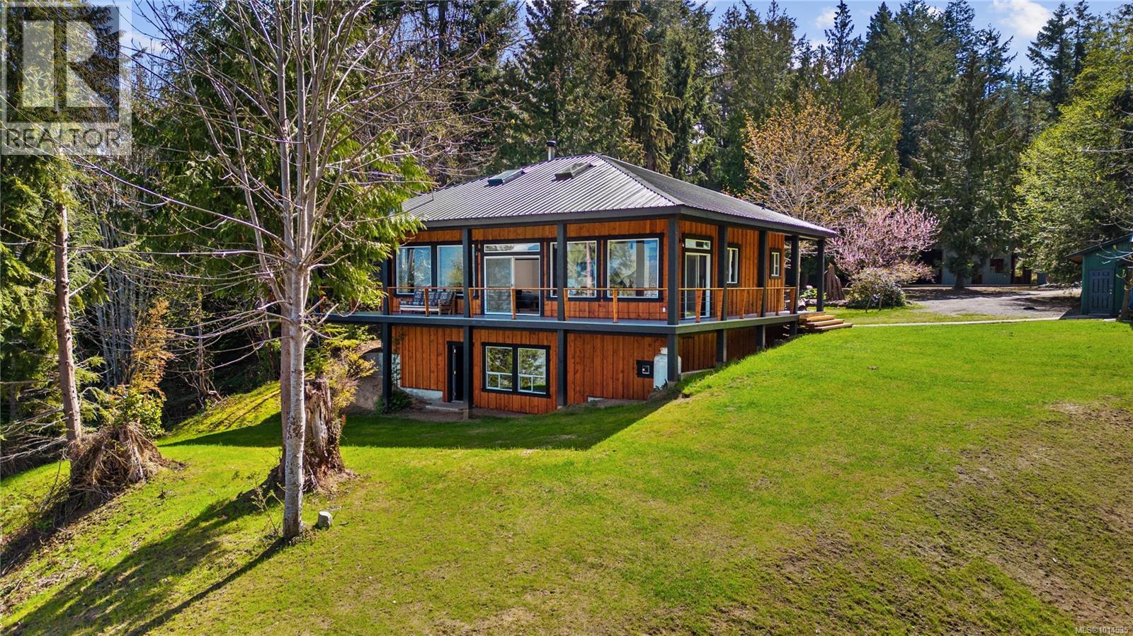4 Mine Rd, Lasqueti Island, BC V0R 2J0