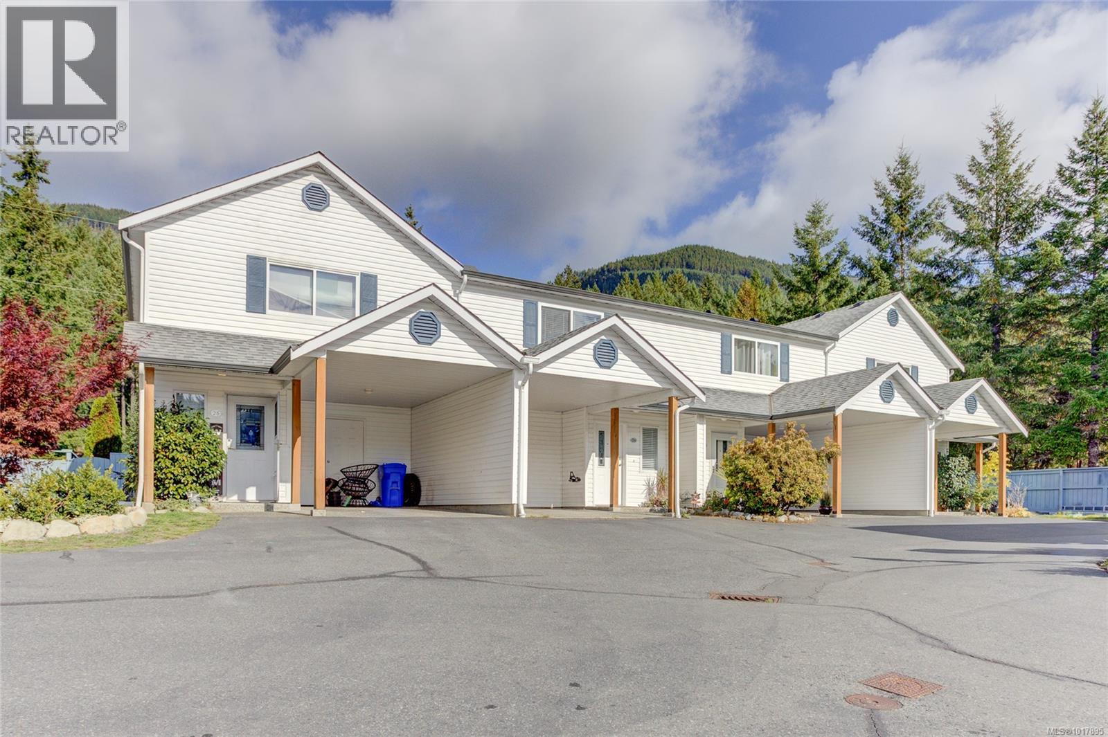 215 Madill Rd Unit 26 Rd, Lake Cowichan, BC V0R 2G1