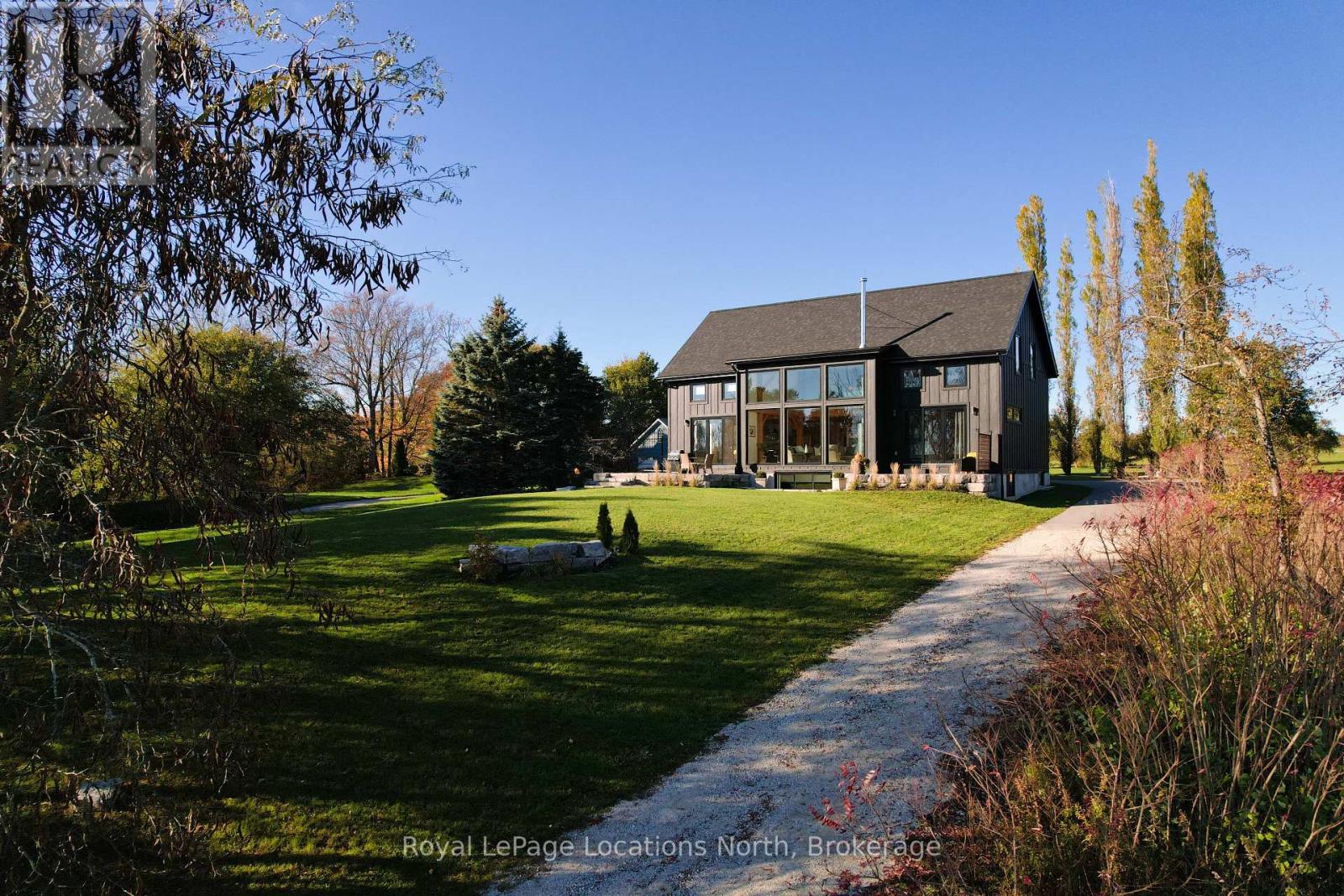 113 Slabtown Rd W, The Blue Mountains, ON N0H 1J0