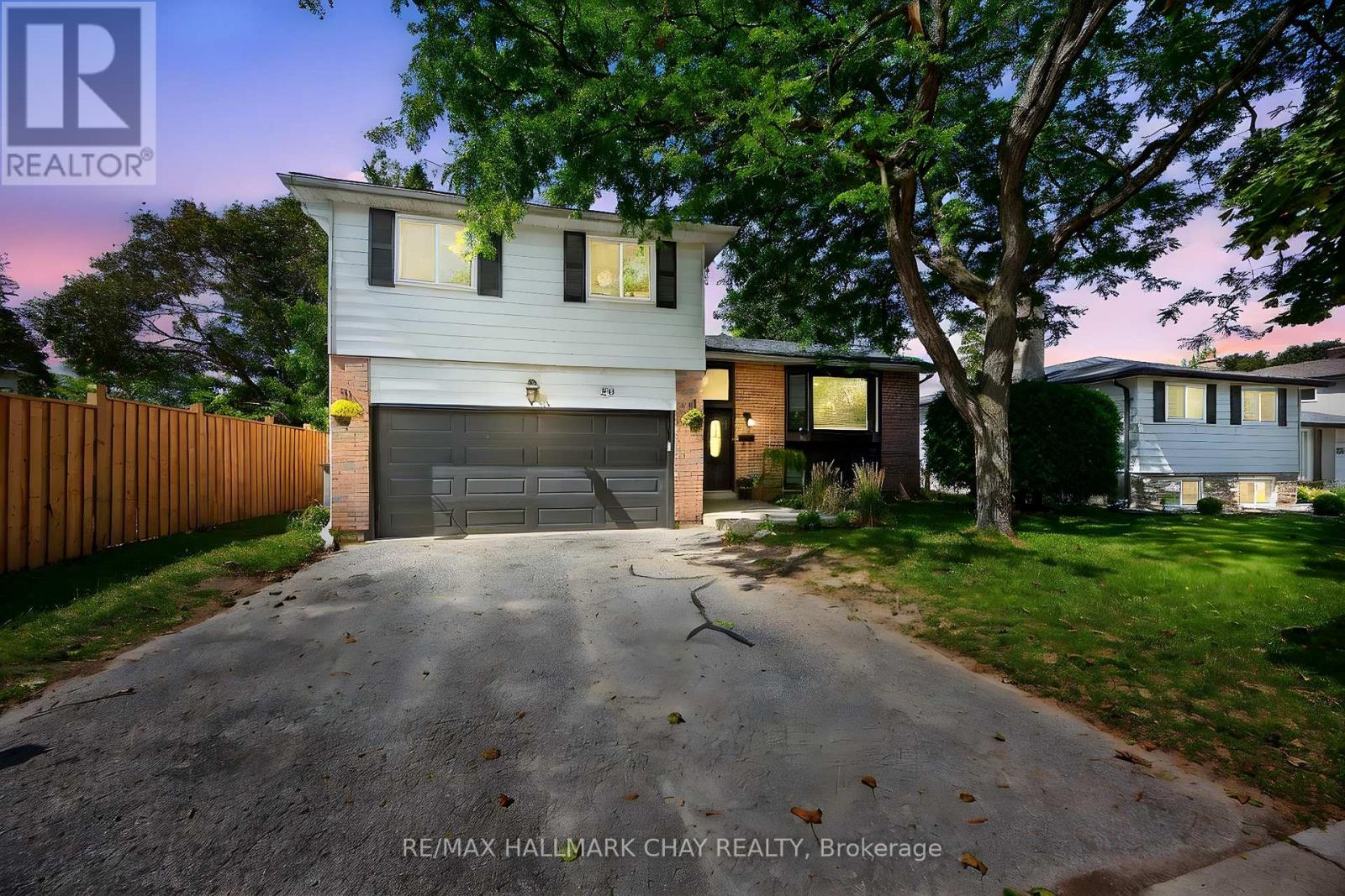 56 Briar Rd, Barrie, ON L4N 3M4