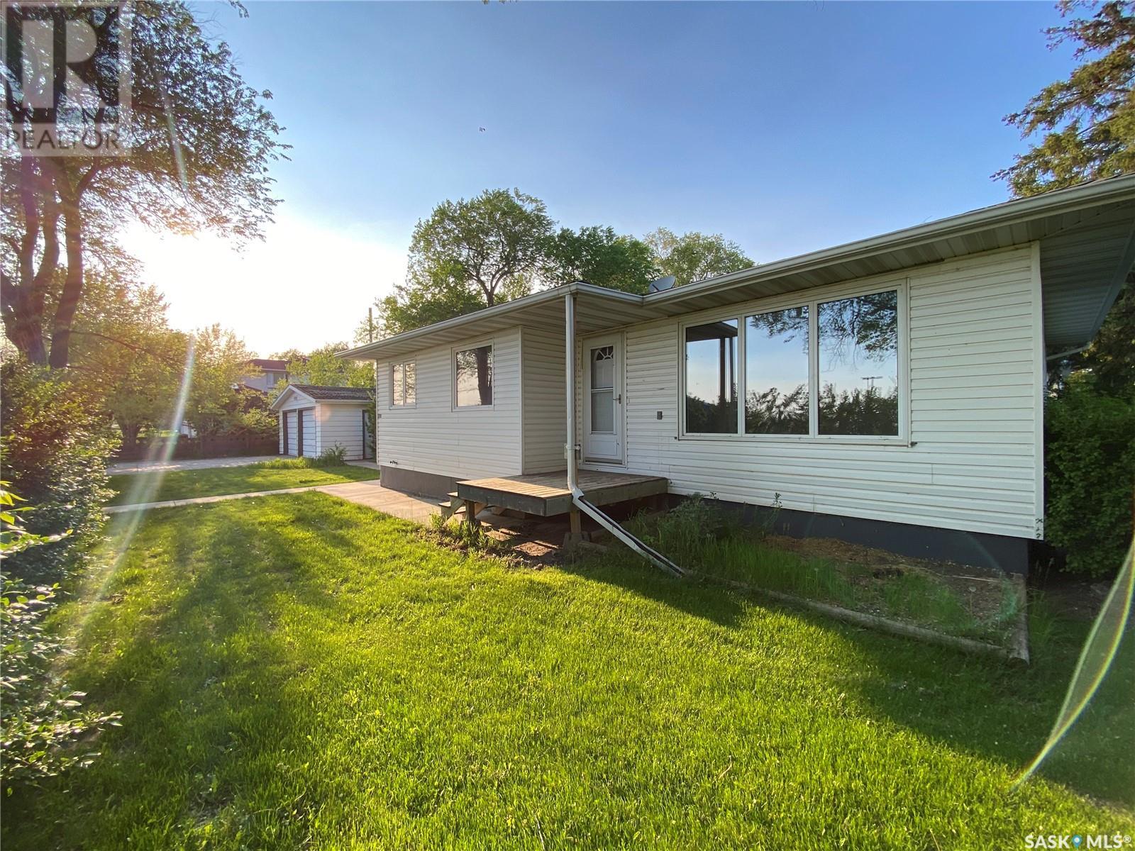 2 Street E Unit 320, Carnduff, SK S0C 0S0