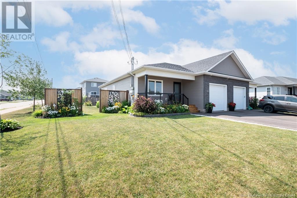 163 Falcon Dr, Moncton, NB E1G 0H8