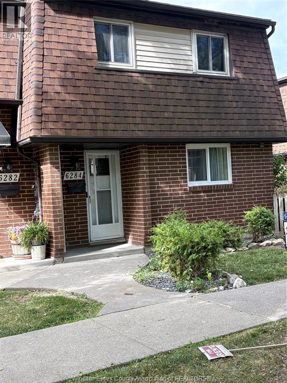 6284 Thornberry Cres, Windsor, ON N8T 3A5