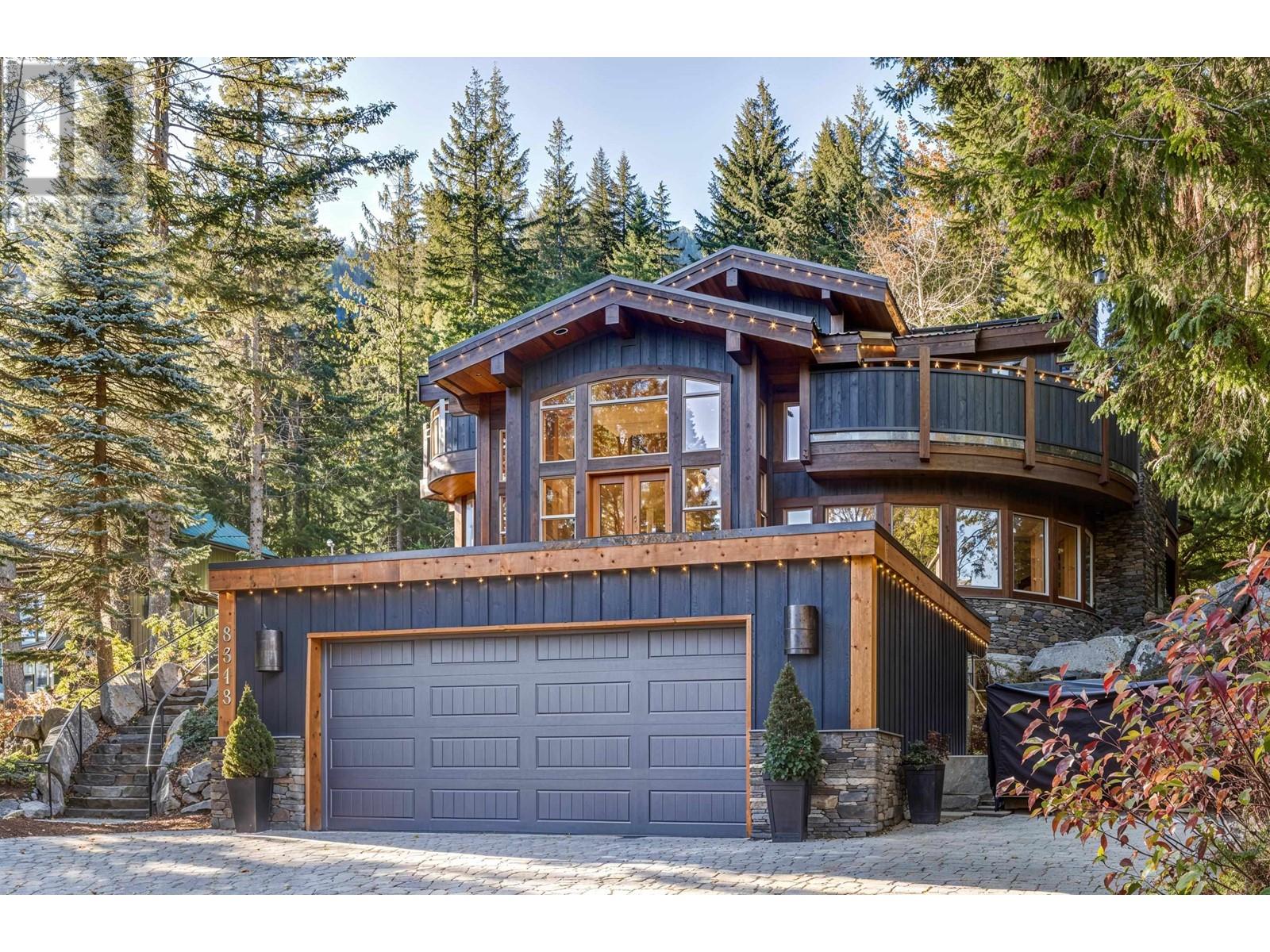 8348 Mountain View Dr, Whistler, BC V8E 0G3