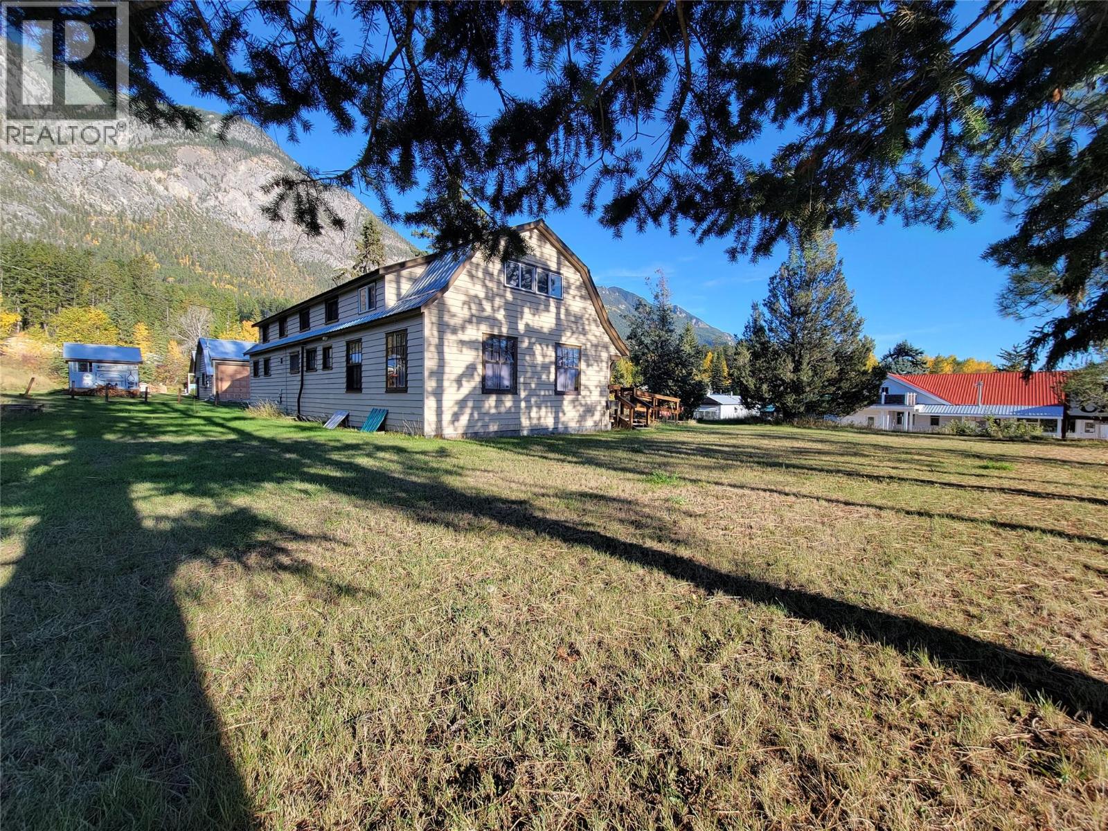 95 Highway Unit 970, Spillimacheen, BC V0A 1P0