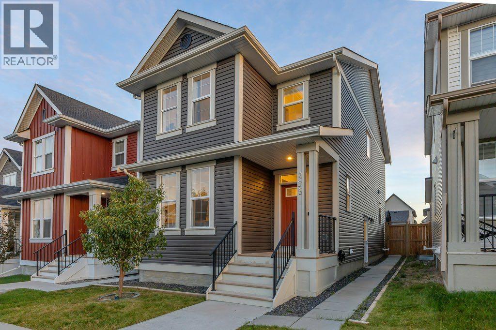 425 S Point Gln SW, Airdrie, AB T4B 4L1