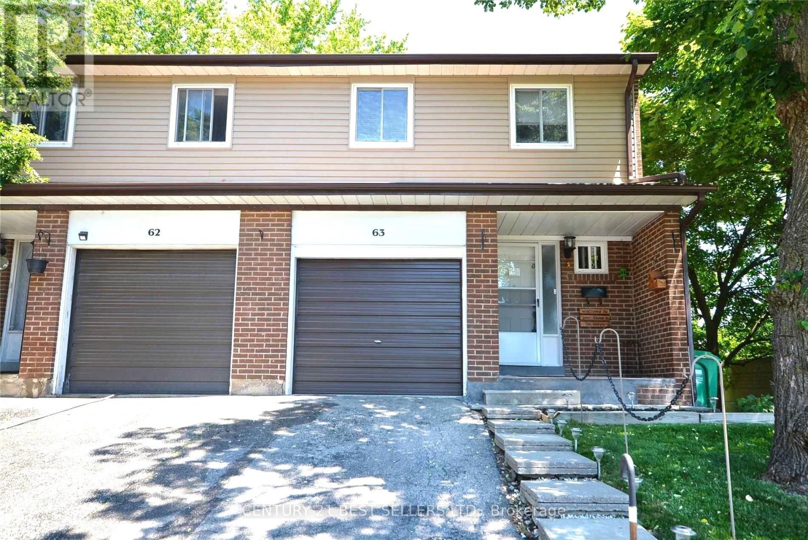 63 3025 Cedarglen Gate, Mississauga, ON L5C 2V7