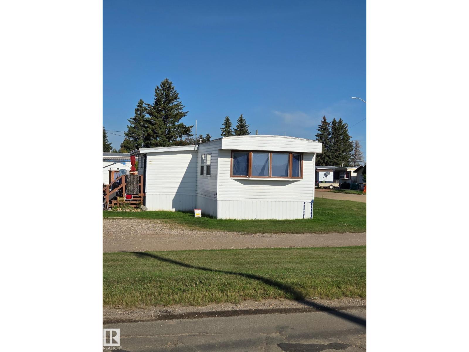 50 St Unit 5828, Viking, AB T0B 4N0