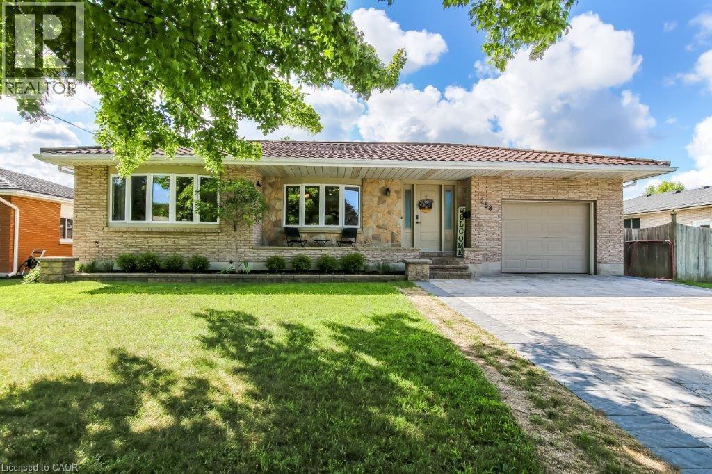 258 Adams Ave, Delhi, ON N4B 2Y5