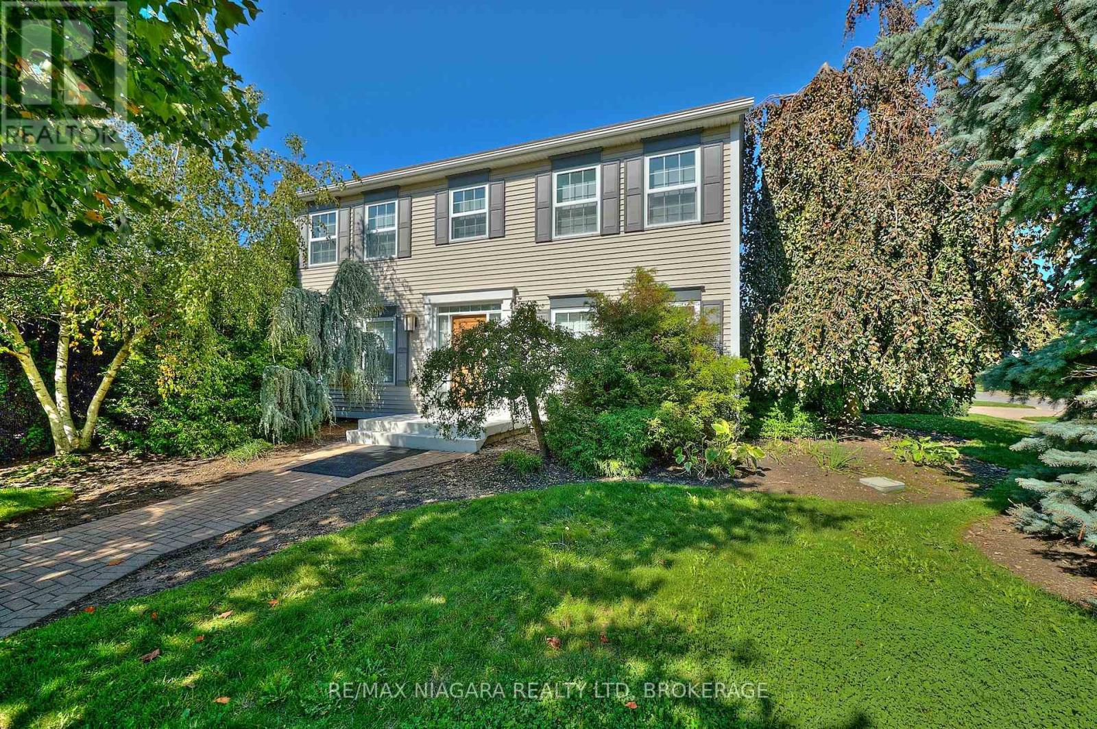 1 Breckenridge Blvd, St. Catharines, ON L2W 1A7