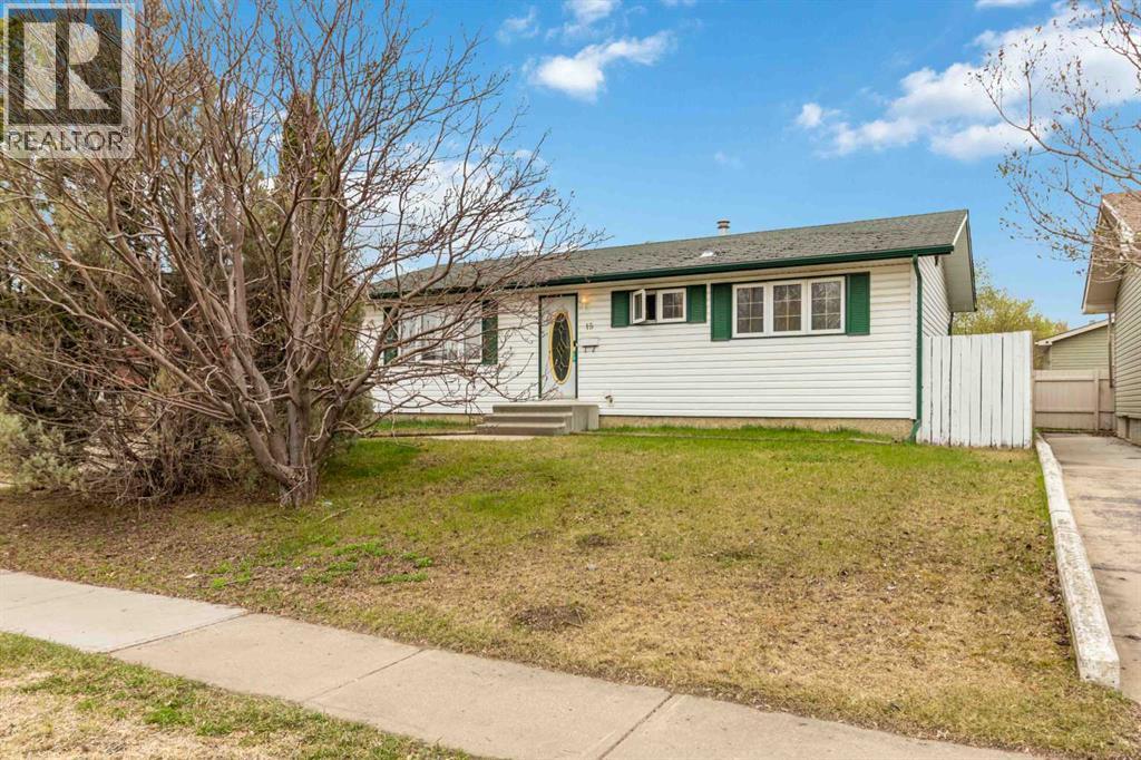 15 Centennial Dr, Fort Mcmurray, AB T9H 1H9