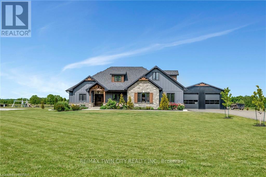 61 Hammond Rd, Brantford, ON N3T 5L4