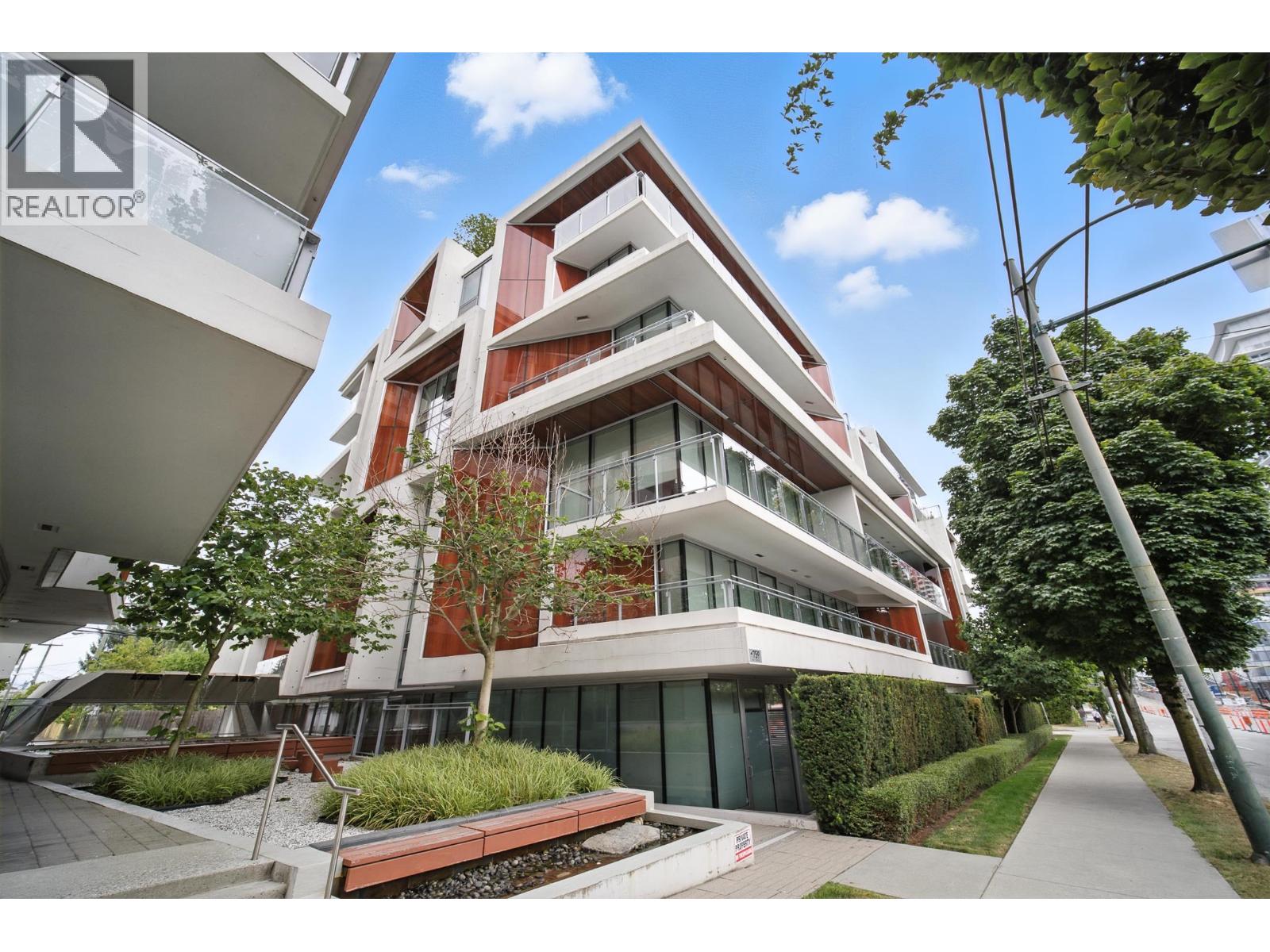 5699 Baillie Street Unit 308, Vancouver, BC V5Z 3M7