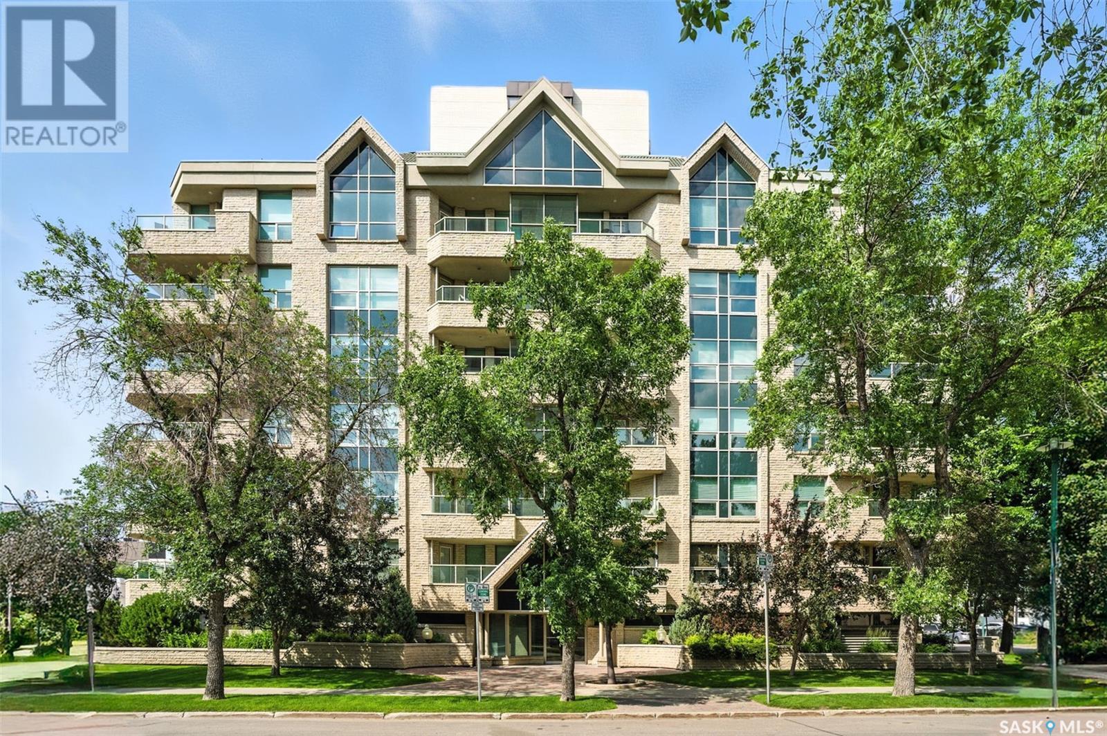 303 5th Avenue N Unit 406, Saskatoon, SK S7K 2P6