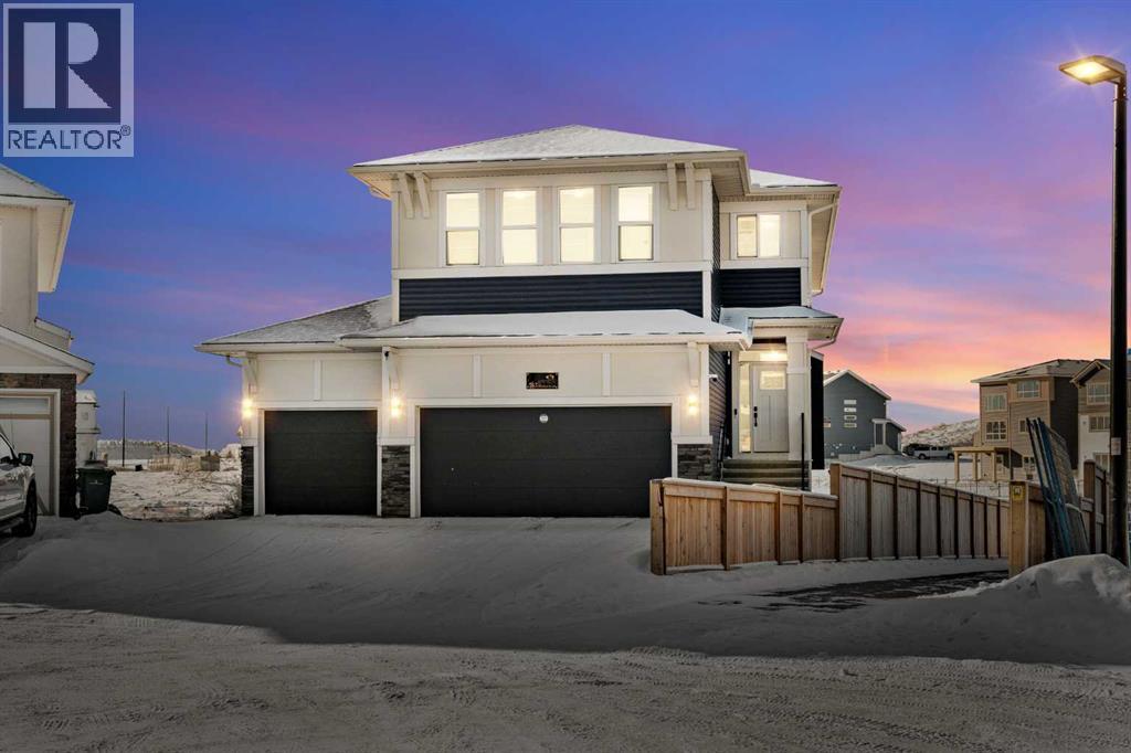263 Chelsea Heath, Chestermere, AB T1X 2N4