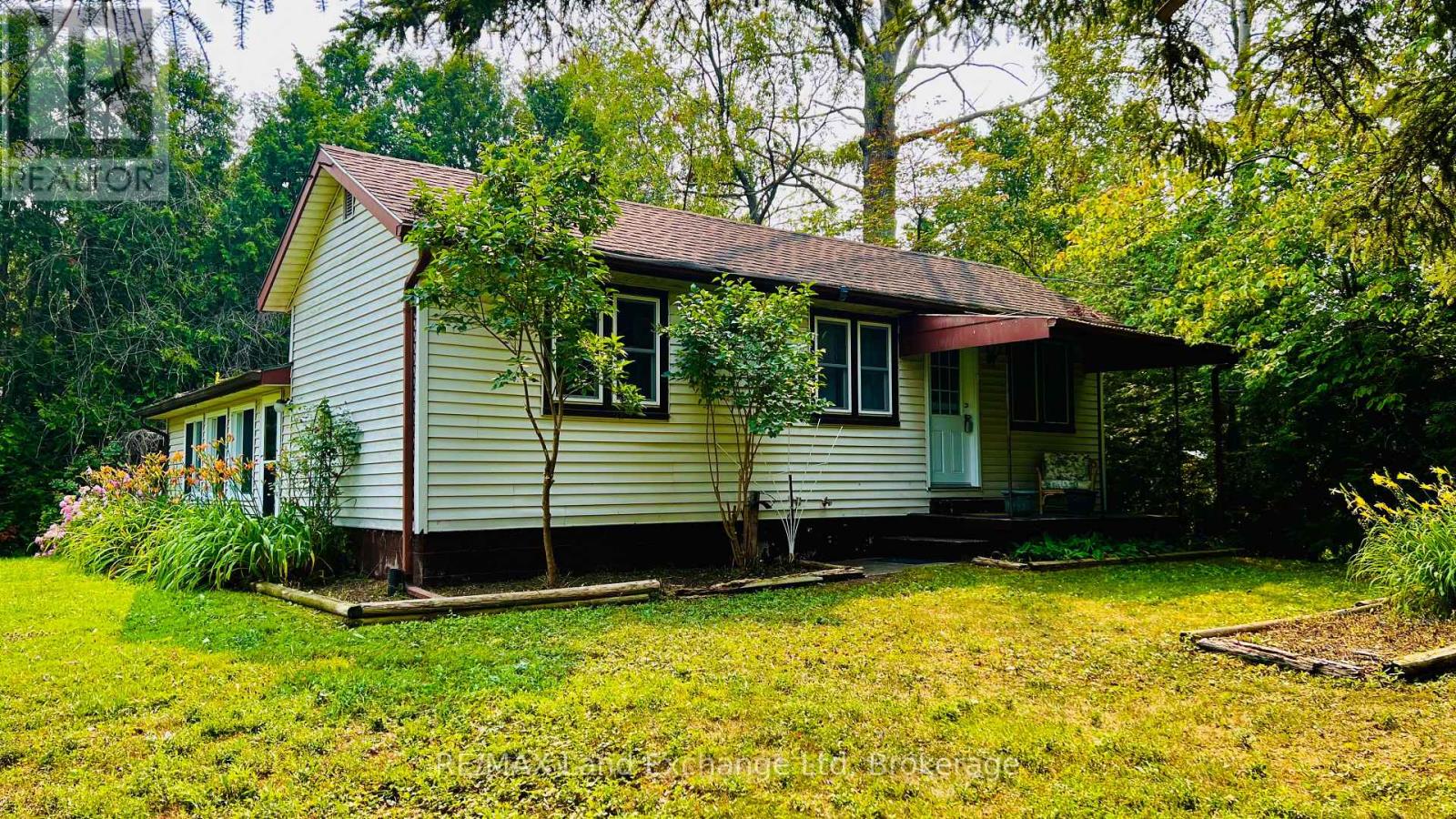 82096 Elm St, Ashfield-Colborne-Wawanosh, ON N7A 3Y2