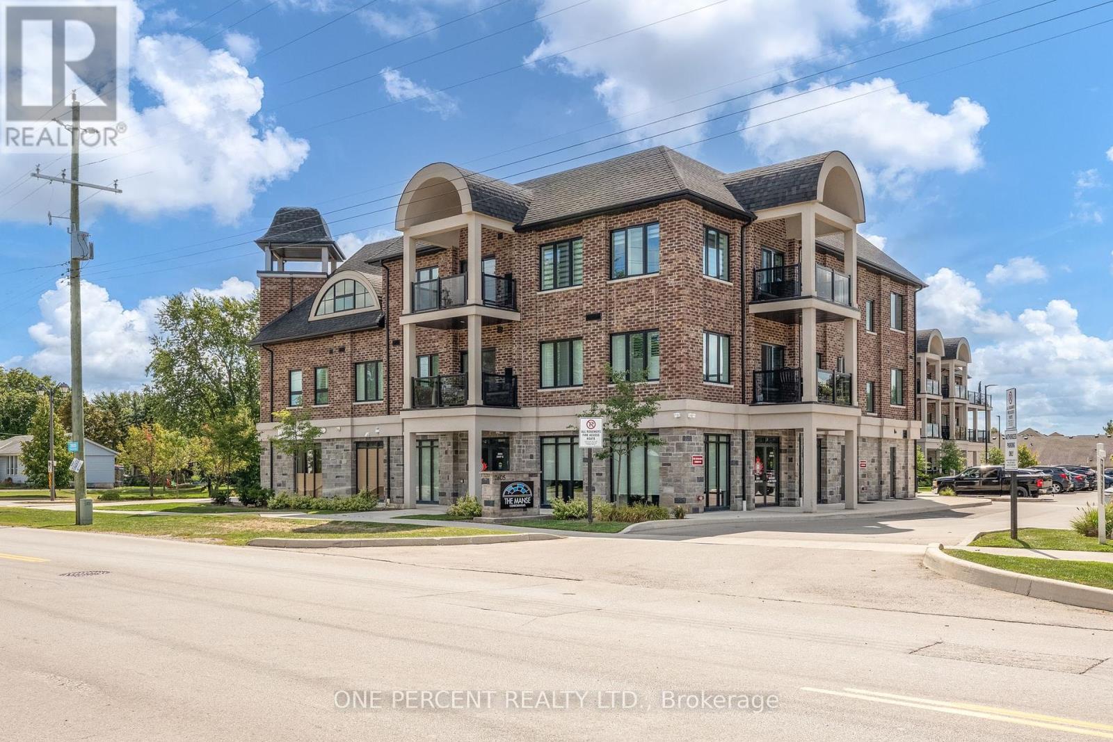 202 2605 Binbrook Rd, Hamilton, ON L0R 1C0