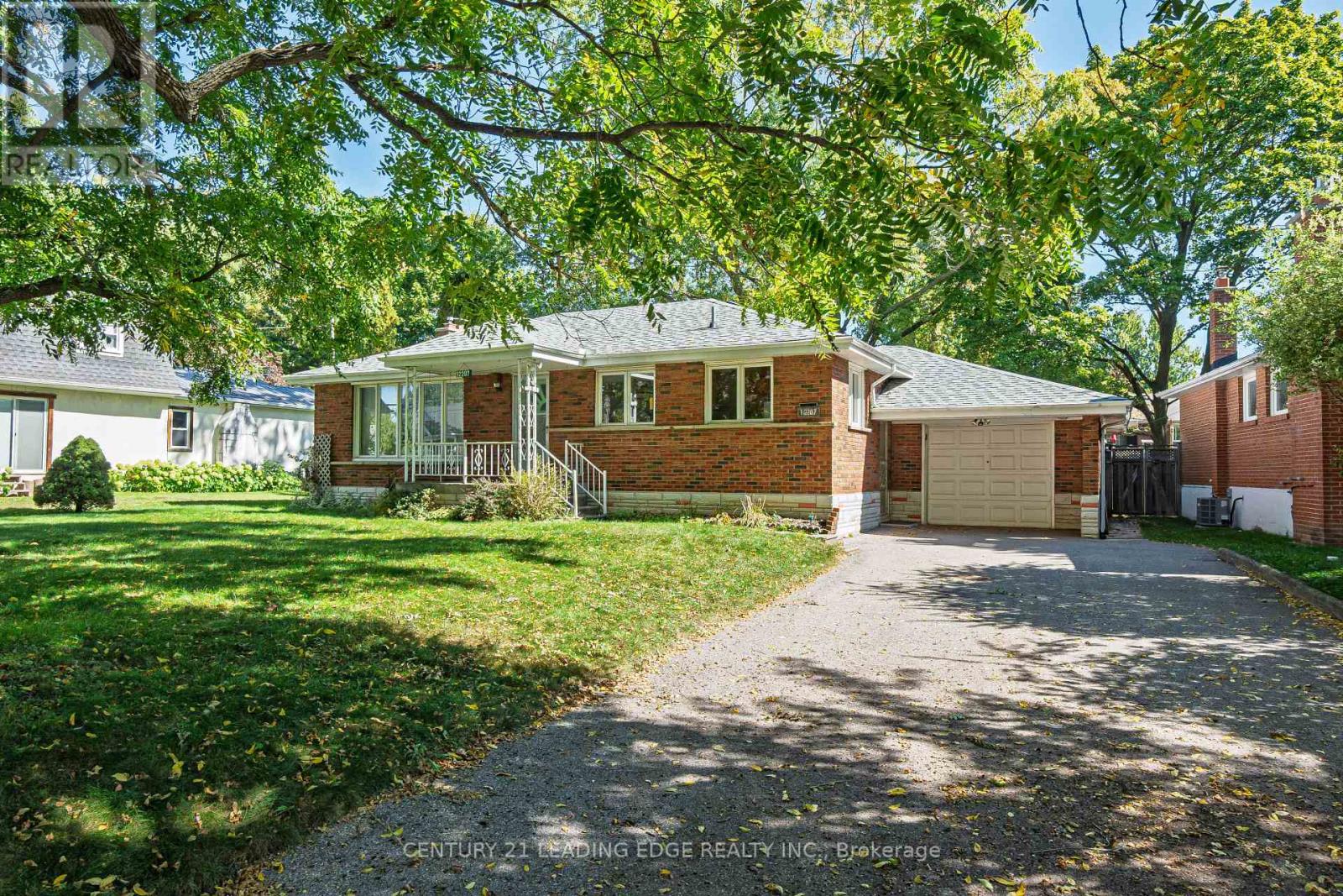 12207 Tenth Line, Whitchurch-Stouffville, ON L4A 6B6