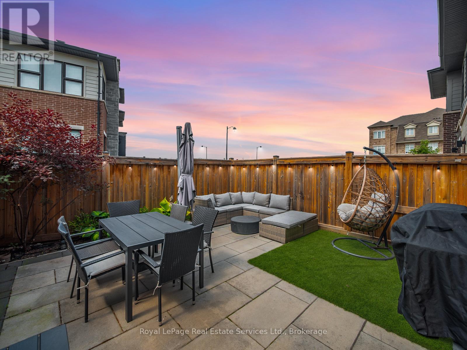 431 Athabasca Common, Oakville, ON L6H 0R5