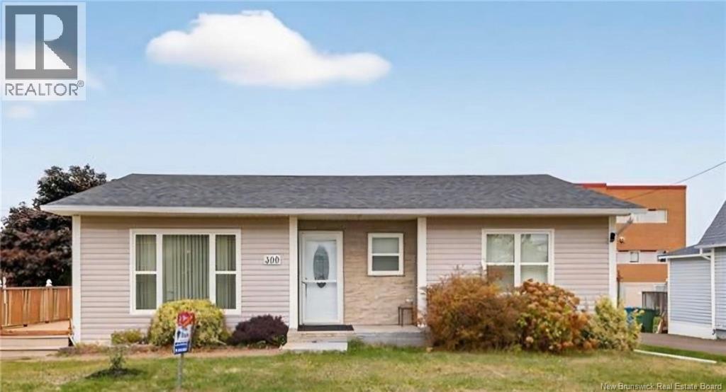 399 Rue Arseneau, Tracadie-Sheila, NB E1X 1B3