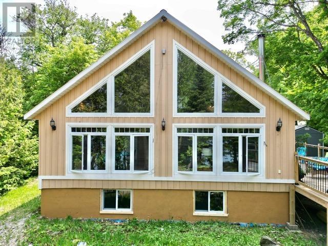 884 Dunlop Shores Rd, Elliot Lake, ON P5A 2S9