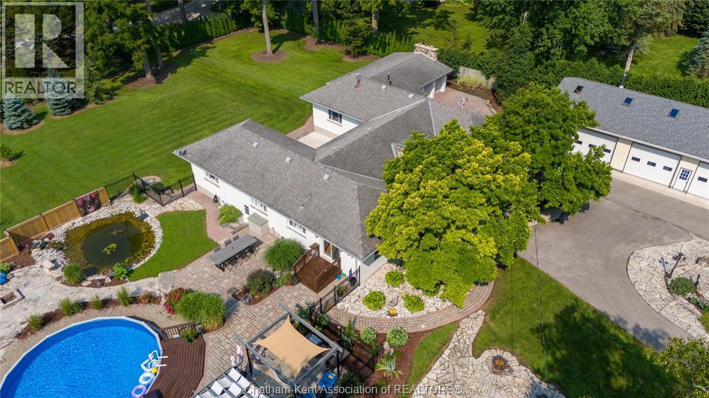 336 Delaware Ave, Chatham, ON N7L 2W8